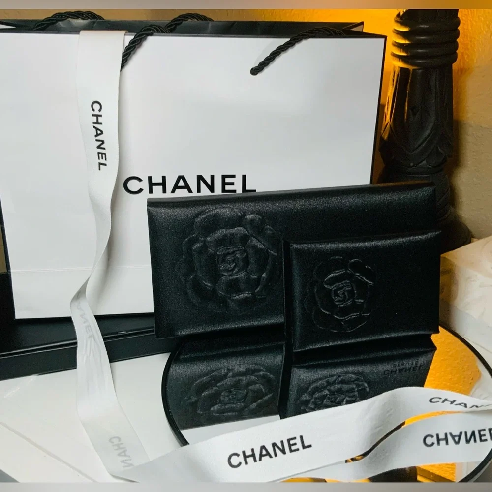 “Host Pick” VTG CHANEL COLLECTIBLE JEWELRY CASE